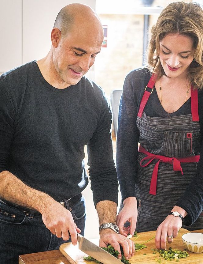 http://housebeautiful.cdnds.net/15/53/1451437194-stanley-tucci-felicity-blunt.jpg