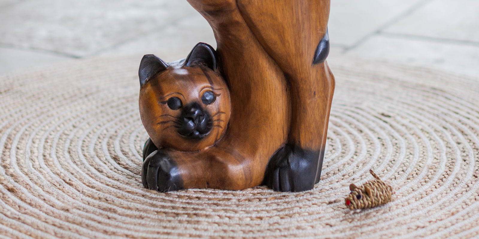 HandCarved Wooden Cat Table Will Make The Purrfect Addition To Your Home