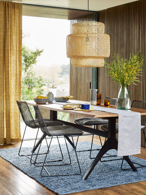 Modern Oriental decorating ideas - style inspiration
Styling by Marisa Daley. Styling Assistant: Amy Neason. Photography: Carolyn Barber.